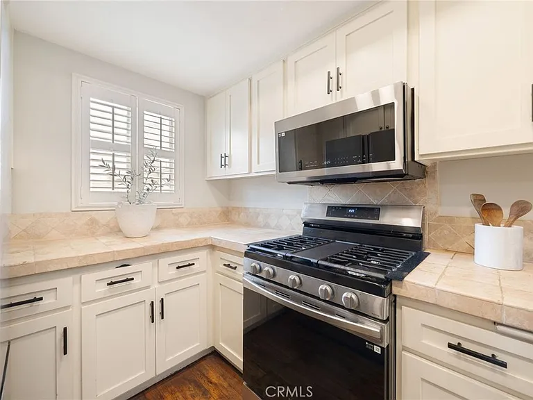 645 Chestnut Ave — Photo 7