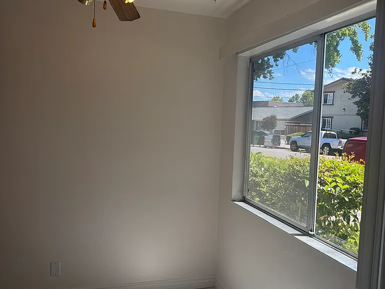 4890 Hamilton Ave #1 — Photo 3
