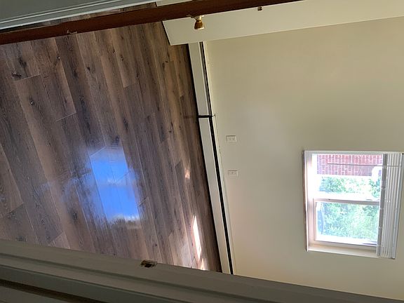 4th image of 2534 Vera Ave APT 2