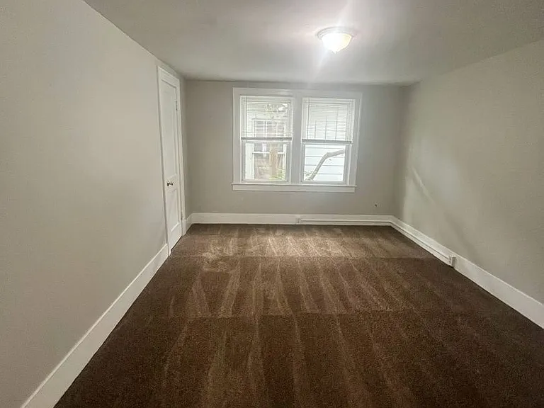 836 S 41st St — Photo 3