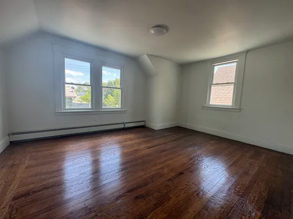 69 Frank St, New Haven, CT