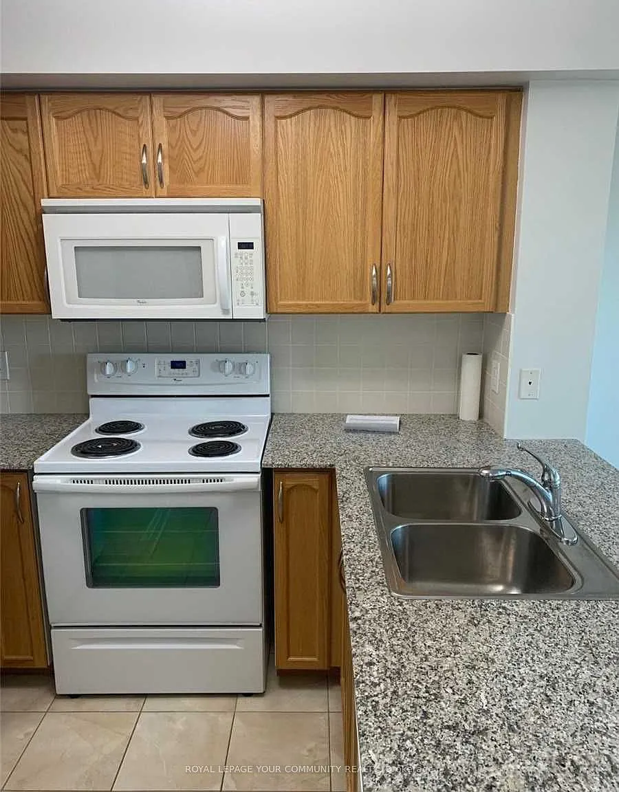 30 N Park Rd — Photo 3