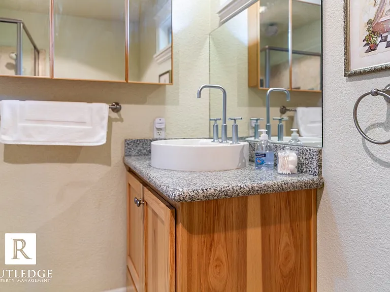 6565 Whispering Pines Ln — Photo 31