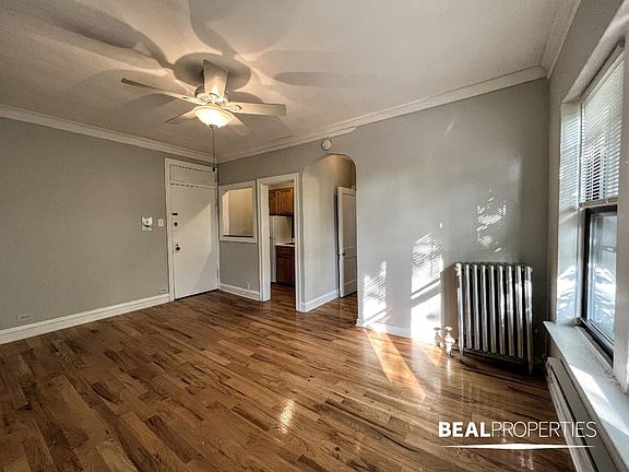 4th image of 4614 N Paulina St APT 405