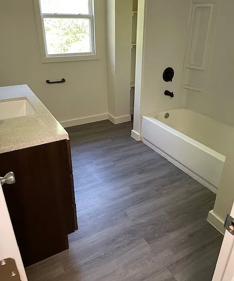 2928 S 14th St — Photo 4
