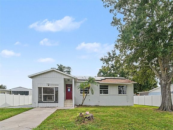 3rd image of 520 FAIRHOPE DRIVE