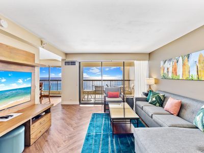2470 Kalakaua Ave PENTHOUSE 3701, Honolulu, HI, 96815
