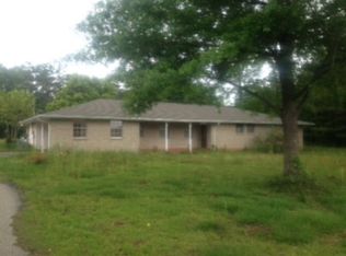 919 Osborn Moody Rd, Poplarville, MS 39470