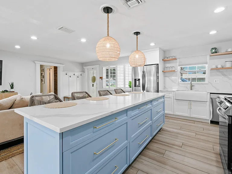 8110 W Lake Dr — Photo 11