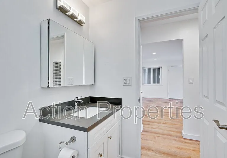 2186 Carlmont Dr #6 — Photo 15
