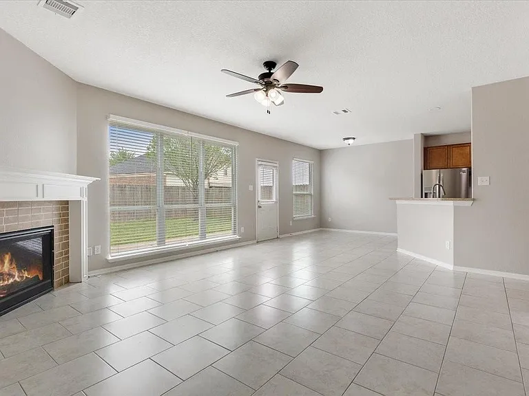 4810 Vintage Grove Ct — Photo 9