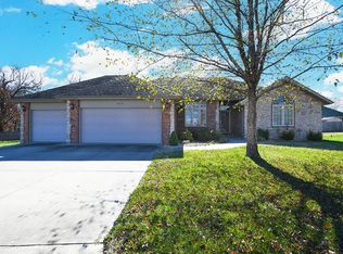 4610 W Curtice Dr, Battlefield, MO 65619