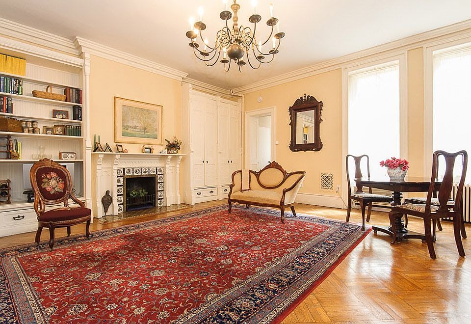 1st image of 64 E 80th St APT 2R