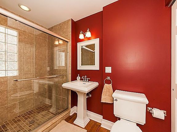 5th image of 1415 41st St