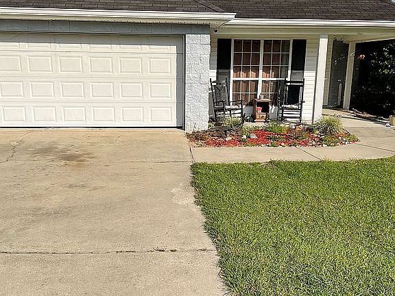5th image of 5444 Camellia Dr S