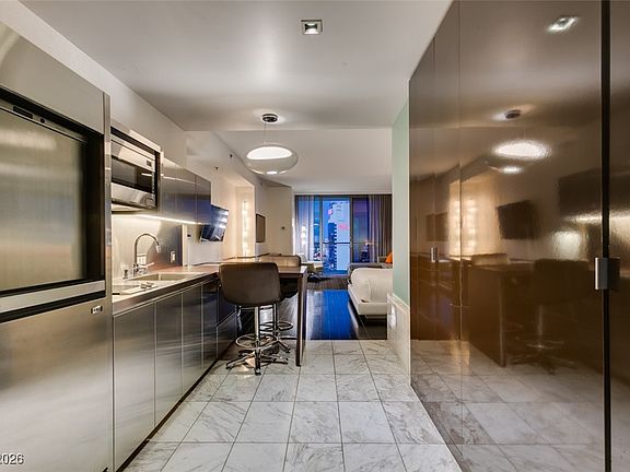 4th image of 4381 W Flamingo Rd #2612