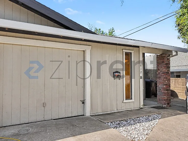 1812 Cirby Way #B — Photo 36