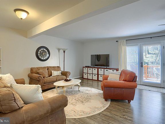 4th image of 1737 Creek Vista Dr