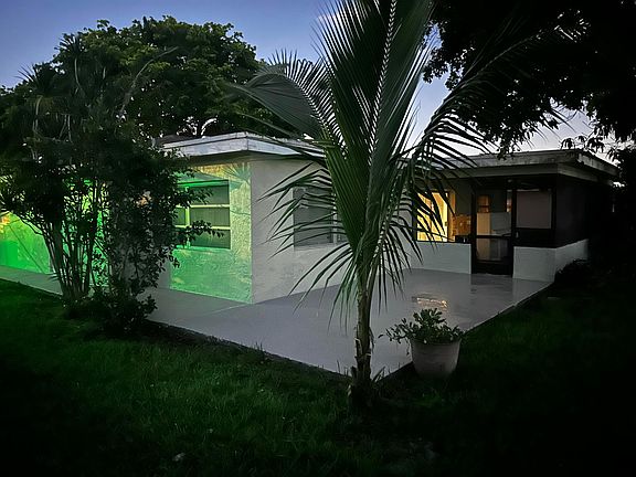 4th image of 8211 NW 91st Avenue