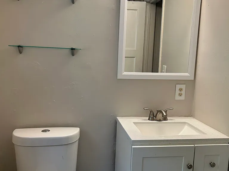 5622 Hazeltine Ave — Photo 9