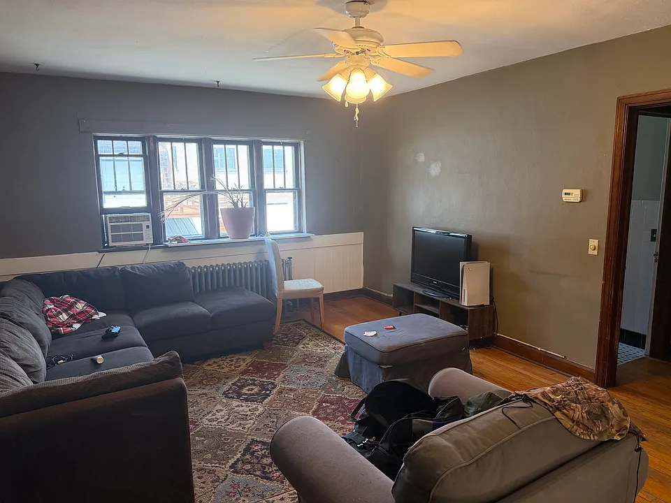 1207 Williamson St #2