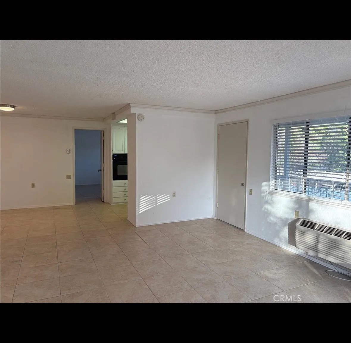 1 bed, 770 sqft, $2,400 — Photo 1