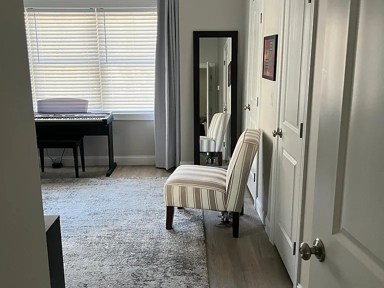 871 Elm St — Photo 38
