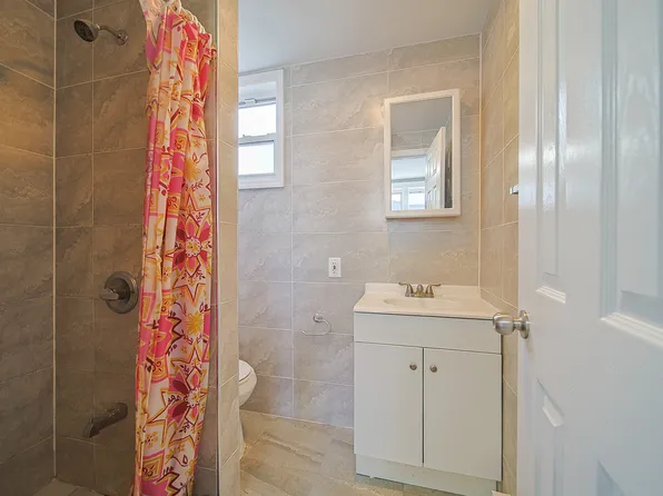 3 Rolfe Ave, Highland Park, NJ 08904