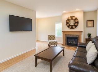 6869 Folkestone Rd #614, Saint Paul, MN 55124