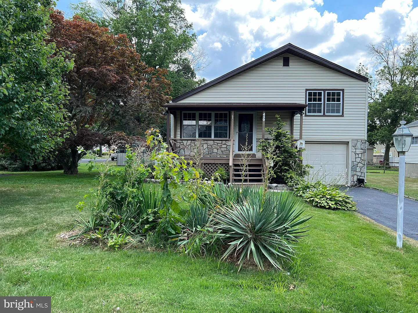 439 Sunnemeade Ave photo 1