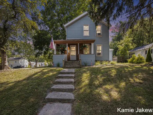 111 E Union St, Greenville, MI 48838