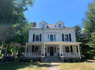 128 S Hayward St #3, Woodstock, IL 60098