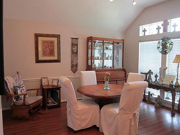 3rd image of 16011 Gray Trail Ct