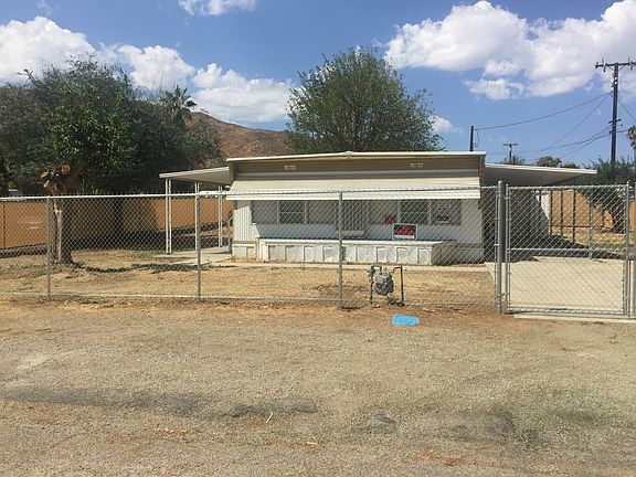 2nd image of 26645 Amanda Ave