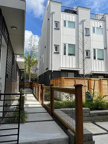1113 14th Ave Photo 1