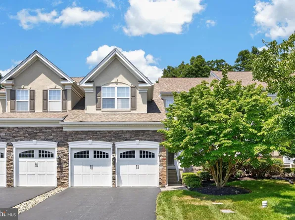 2232 Pembroke Ln, Chester Springs, PA 19425