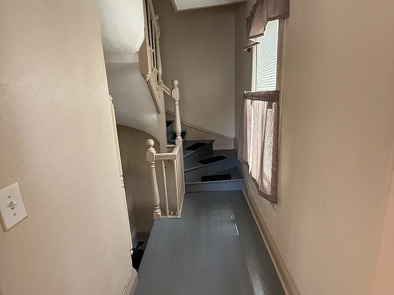 508 Central Ave #2 — Photo 4