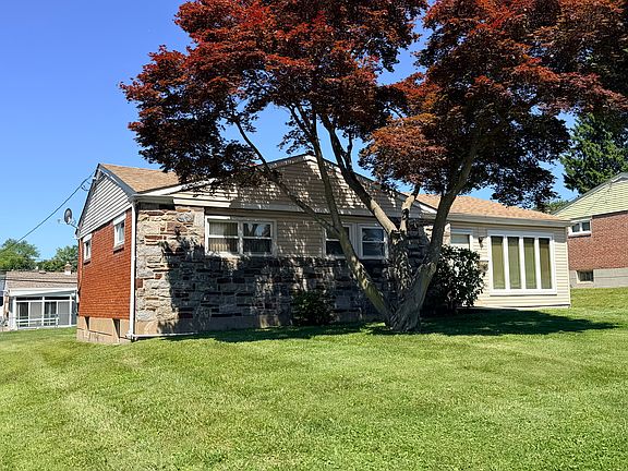 2nd image of 115 Tillman Ln