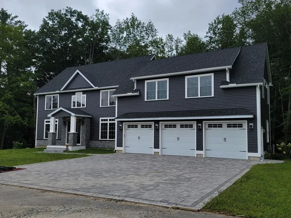 16 Zeland Drive, Dover, NH 03820