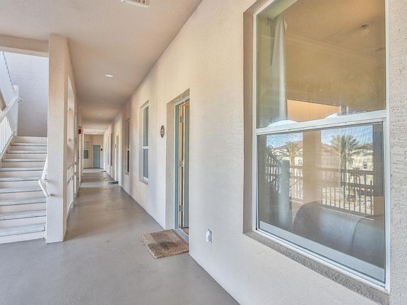 3rd image of 25 Ocean Crest Way APT 1232