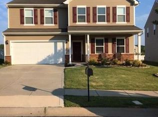 8916 Paddle Oak Rd, Charlotte, NC 28227