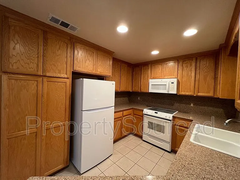1769 Nehemiah Dr — Photo 6