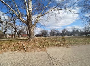 200 S 10th St, Tonkawa, OK 74653