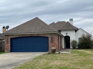 208 Rivergrass Dr, Lafayette, LA 70508