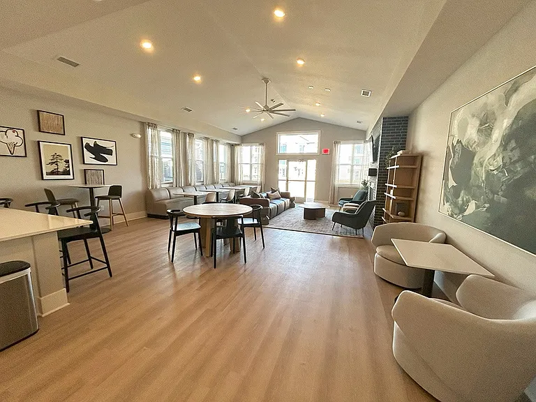 The Grove Apartment Homes — Photo 57