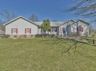 8050 Caymen Blf, Canfield, OH 44406