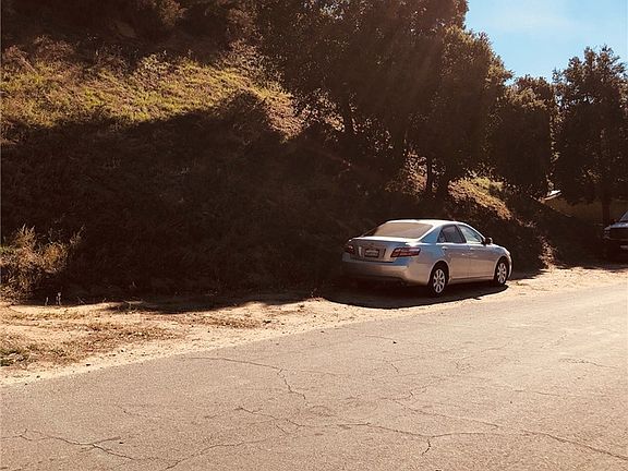 5th image of 0 Lincoln Ave #77