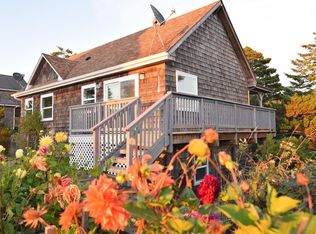 115 Reeder St, Tillamook, OR 97141