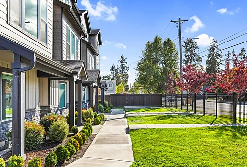 Rainier View Court Townhomes Photo 1