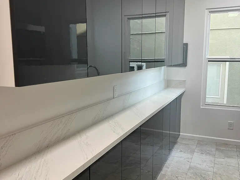 4915 E Ocean Blvd #6 — Photo 3